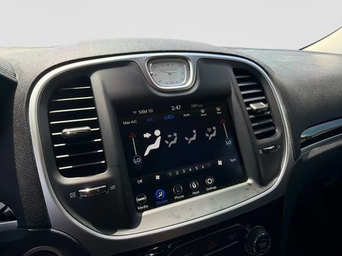 Used 2023 Chrysler 300 Touring w/ Sport Appearance Package RWD image 21