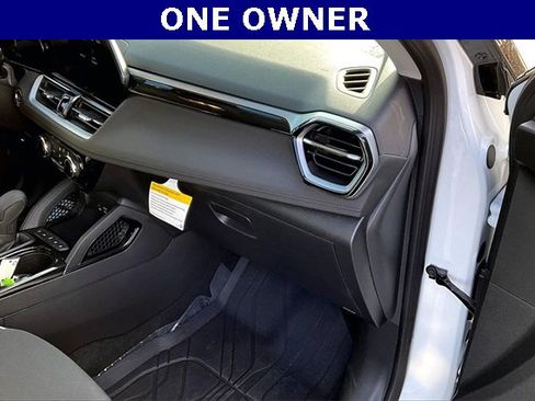 Certified 2024 Chevrolet TrailBlazer LT w/ Driver Confidence Package image 27