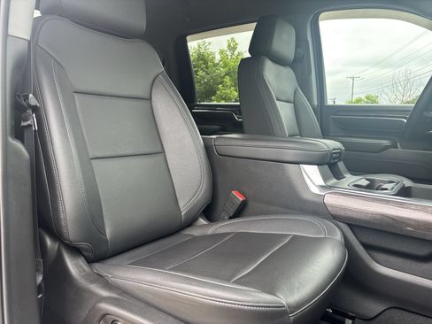 Used 2024 Chevrolet Silverado 2500 LTZ w/ LTZ Convenience Package AWD/4WD image 26