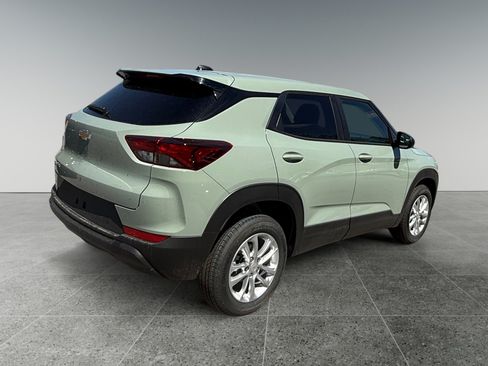 New 2026 Chevrolet TrailBlazer LS w/ LS Convenience Package AWD/4WD image 5