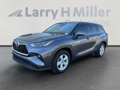 Certified 2024 Toyota Highlander LE