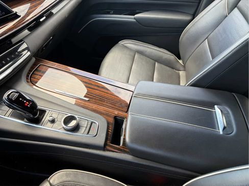 Certified 2023 Cadillac Escalade ESV Premium Luxury w/ LPO, Radiant Package AWD/4WD image 21