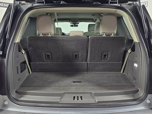 Used 2021 Ford Expedition XLT RWD image 17