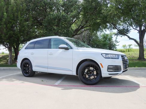Used 2018 Audi Q7 2.0T Premium Plus w/ Premium Plus Package AWD/4WD image 1