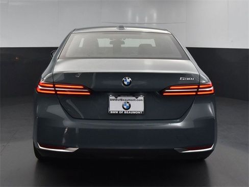 New 2024 BMW 530i w/ Premium Package image 8