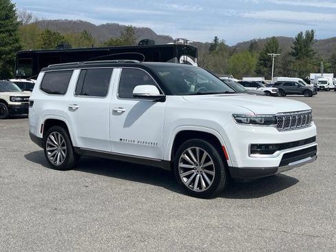 Used 2022 Jeep Grand Wagoneer Series II w/ Premium Group II image 1