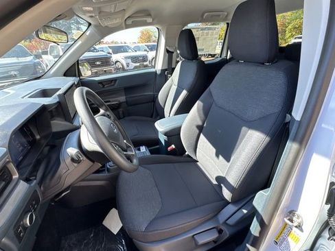 New 2025 Ford Maverick XL image 14