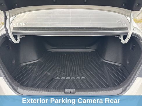 Used 2023 Honda Accord Sport image 12