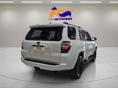 Certified 2022 Toyota 4Runner SR5 Premium image 4