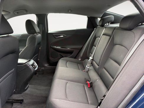 Used 2021 Chevrolet Malibu LT image 10