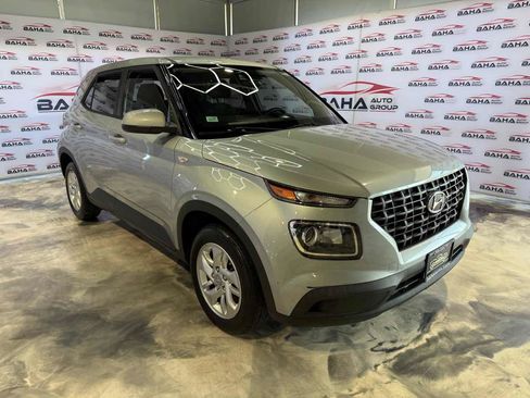 Used 2021 Hyundai Venue SE FWD image 5