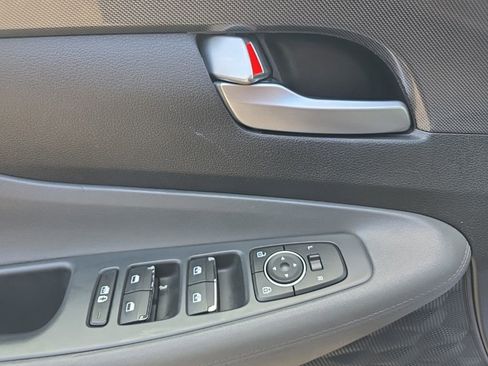 Used 2023 Hyundai Santa Fe SEL image 18