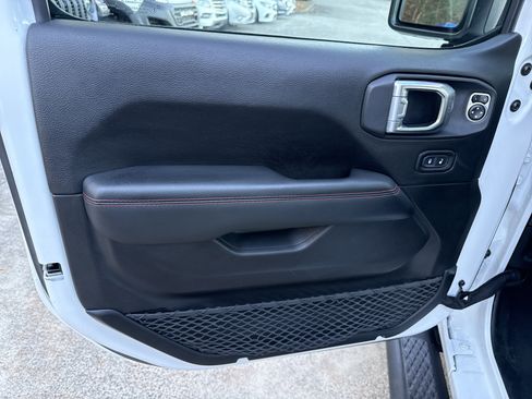 Used 2020 Jeep Gladiator Rubicon image 10