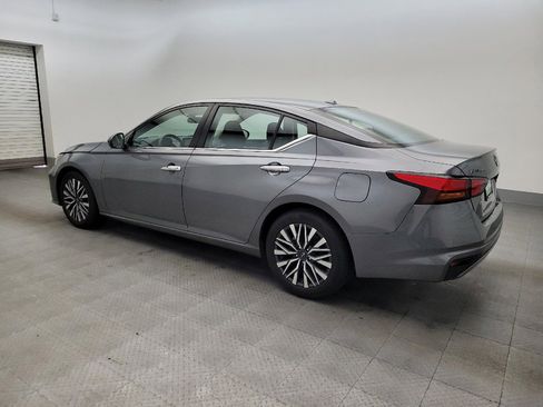Used 2023 Nissan Altima 2.5 SV FWD image 3