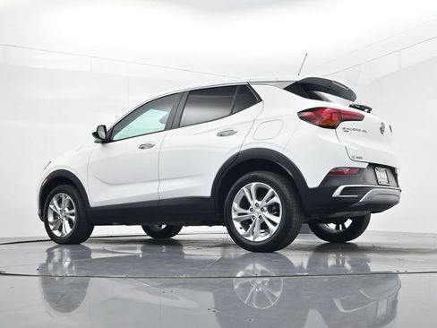 Used 2023 Buick Encore GX Preferred w/ Cold Weather Comfort Package AWD/4WD image 47