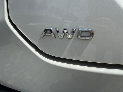 Used 2023 Honda Pilot Elite image 7