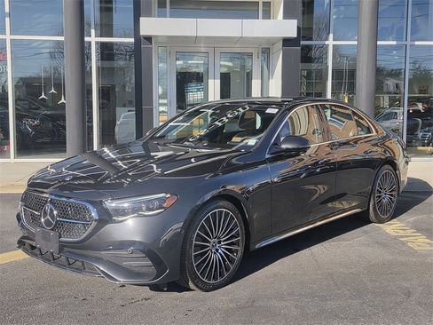 Certified 2025 Mercedes-Benz E 350 4MATIC Sedan image 5