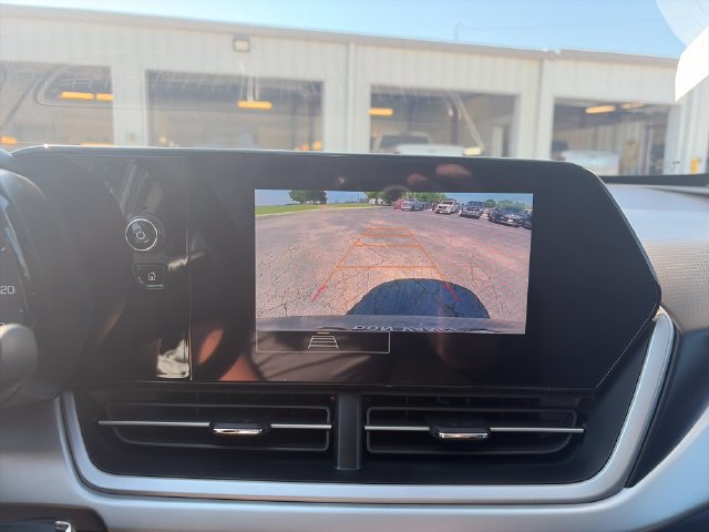 Used 2026 Chevrolet Trax LS FWD image 21
