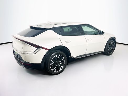 Used 2023 Kia EV6 Wind RWD image 9