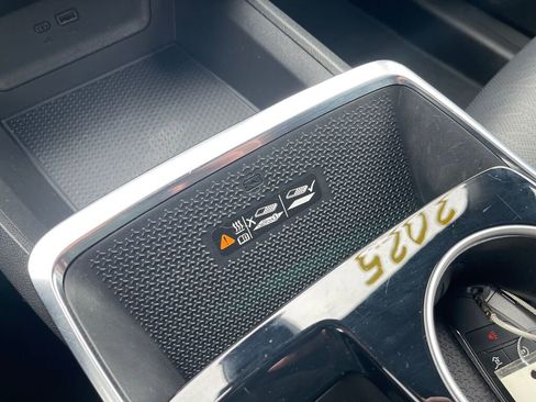 Used 2025 Chevrolet Equinox LT w/ Convenience Package II image 15