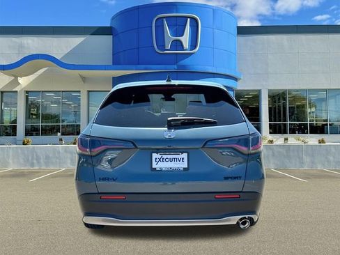 Used 2026 Honda HR-V Sport image 3