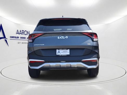 Used 2023 Kia Sportage EX AWD/4WD image 5
