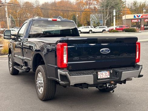 Used 2023 Ford F350 XLT w/ FX4 Off-Road Package AWD/4WD image 10