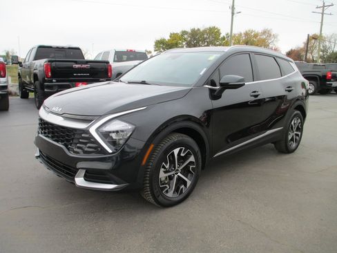 Used 2023 Kia Sportage EX image 10