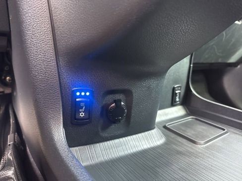 Used 2023 Toyota Sienna XSE w/ XSE Plus Package image 14