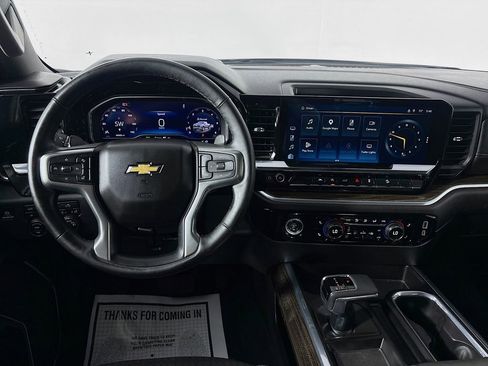 Used 2024 Chevrolet Silverado 1500 LT AWD/4WD image 24