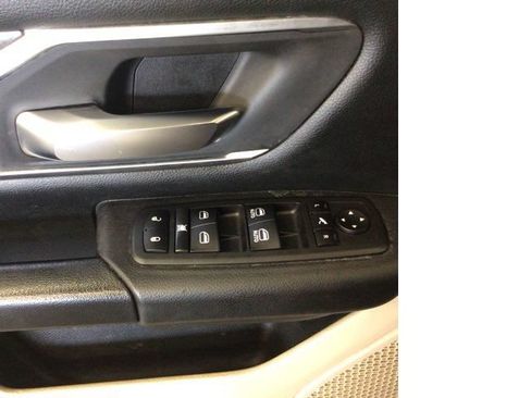 Used 2019 RAM 1500 Big Horn AWD/4WD image 17