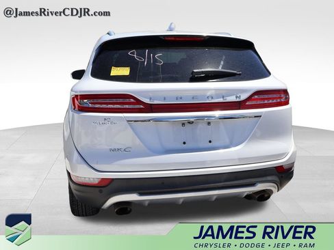 Used 2019 Lincoln MKC Select w/ Select Plus Package FWD image 19