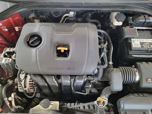 Used 2019 Hyundai Elantra SEL FWD image 30