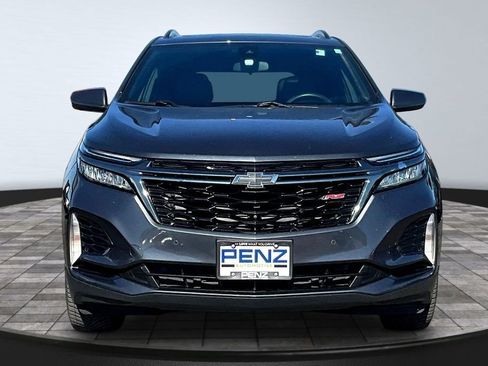 Used 2023 Chevrolet Equinox RS image 2