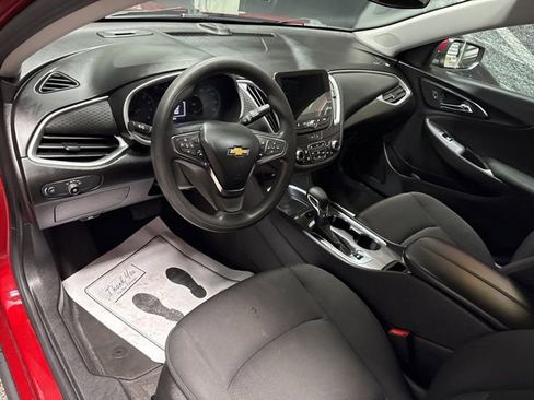 Used 2024 Chevrolet Malibu LT FWD image 6