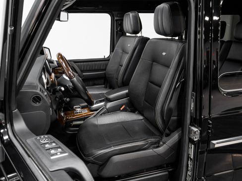 Used 2015 Mercedes-Benz G 63 AMG 4MATIC image 6