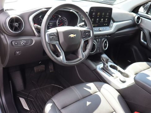 Used 2024 Chevrolet Blazer LT w/ Sound & Technology Package AWD/4WD image 5
