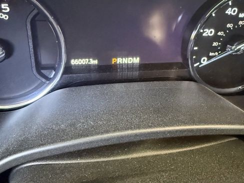 Used 2022 Ford F350 Lariat w/ Lariat Value Package image 2