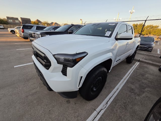 Used 2025 Toyota Tacoma SR5 w/ Blackout Package (GST) AWD/4WD image 3