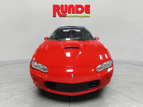 Used 1998 Chevrolet Camaro Z28 w/ SS Performance/Appearance Pkg image 8