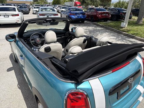 Used 2020 MINI Cooper S w/ Signature Upholstery Package FWD image 33