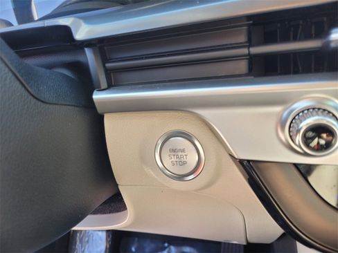 Used 2023 Kia Telluride S image 27