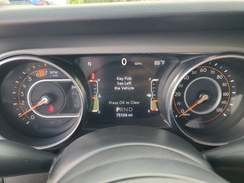 Used 2021 Jeep Wrangler Unlimited Sport AWD/4WD image 21