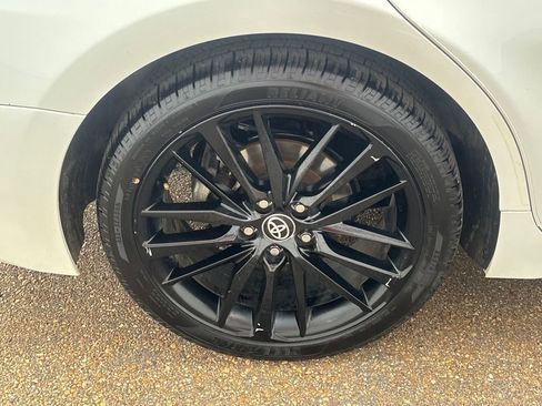 Used 2021 Toyota Camry XSE image 26