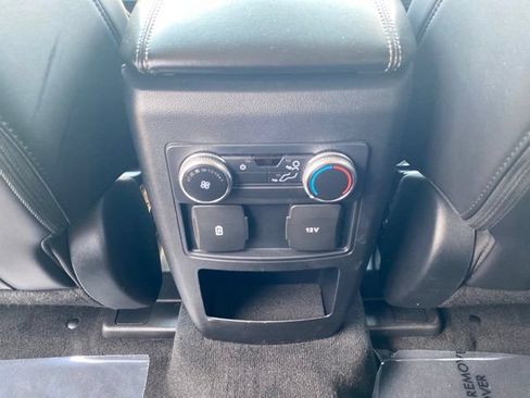 Used 2021 Ford Explorer XLT w/ Equipment Group 202A AWD/4WD image 25
