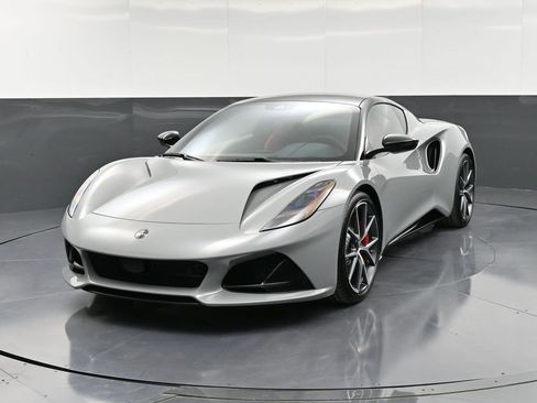 New 2026 Lotus Emira SE image 6