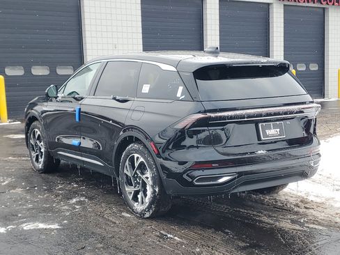 New 2026 Lincoln Nautilus Premier image 3