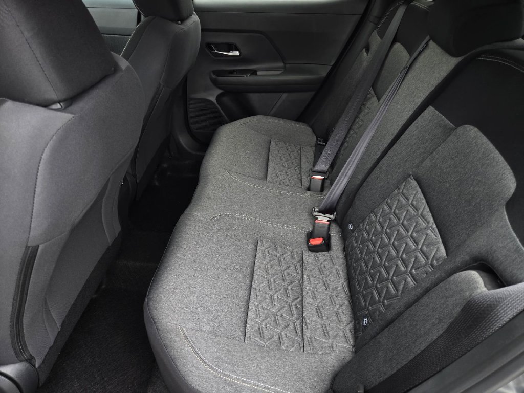 New 2027 Nissan Kicks SV FWD image 11