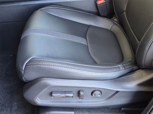 New 2025 Honda Pilot Touring image 15