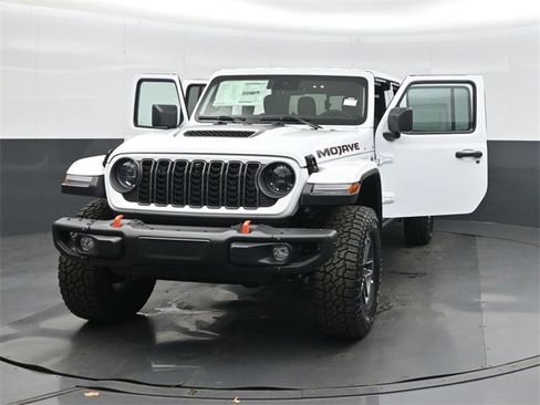 New 2025 Jeep Gladiator Mojave image 42